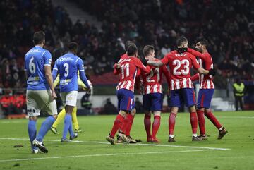 2-0. Gameiro celebr¨® el segundo tanto.