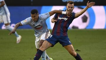 VIGO, SPAIN - JULY 16: Borja Mayoral of Levante tackles Jeison Murillo of Celta Vigo during the Liga match between RC Celta de Vigo and Levante UD at Abanca-Balaídos on July 16, 2020 in Vigo, Spain. (Photo by Octavio Passos/Getty Images)