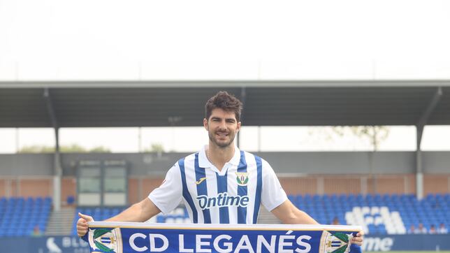 Melero: “Era el momento de salir del Almería, pero me voy con mucha pena”