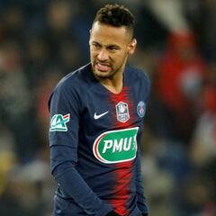 Neymar se va a Brasil a recuperarse de su lesión