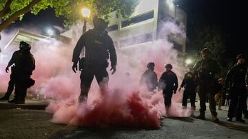 Tras los arrestos con violencia por parte del ICE a muchos ciudadanos estadounidenses y personas con estatus migratorio, el gobierno podría perder mucho dinero. REUTERS/Carlos Barria REFILE - QUALITY REPEAT