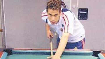 <b>RUBÉN RAMOS, EL COMODÍN ATLÉTICO</b>. Rubén Ramos volverá a ser titular. El futbolista del Atlético de Madrid lo está haciendo de maravilla en el Europeo y, además de por su olfato goleador, está destacando por su polivalencia. De hecho, en sólo tres encuentros disputados ya ocupado otras tantas demarcaciones: delantero, mediocentro e interior. Él se siente más a gusto como mediapunta del equipo.