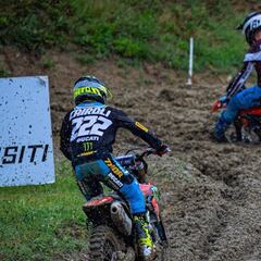 Momento mágico en Ducati: doblete y regreso de Cairoli