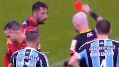 ¿Fue justa? La polémica expulsión de Isla en goleada de Flamengo