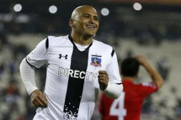 Colo Colo superó por 4-2 a Ñublense en el Estadio Monumental.