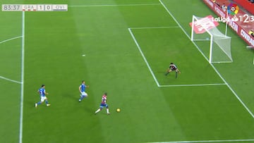 El talento siempre lo tuvo: golazo de l¨ªder de Adri¨¢n Ramos