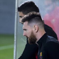 Messi hace sólo parte del trabajo y es duda para Sevilla
