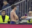 El gesto de Sergi Roberto con un niño tras ser expulsado