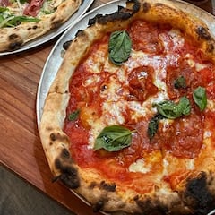 Labor Day restaurant and food deals, discounts and freebies: KFC; Papa Johns, Kona Grill...