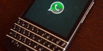 Las Blackberry sin Android tendr&aacute;n que decirle adi&oacute;s a WhatsApp