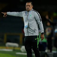 Pompilio Páez valora velocidad de la defensa de Nacional