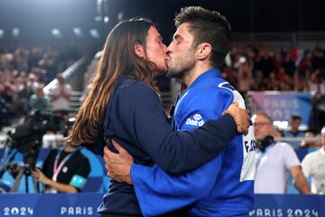 Francisco Garrigs y Ana Prez Box son una pareja de judocas que participaron en los Juegos Olmpicos de Tokio. Se conocieron desde peque?os, y fue el judo lo que los uni. Adems, Fran fue la primera medalla para Espa?a en los pasados juegos disputados en Pars y protagoniz una emotiva imagen cuando este obtuvo el bronce.