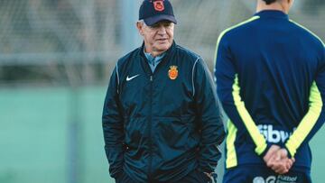 Javier Aguirre, entrenador del Mallorca, durante una sesión de entrenamiento.