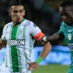 Daniel Muñoz, con problemas para unirse al Genk