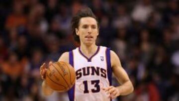 Steve Nash con la camiseta de los Phoenix Suns en 2012.