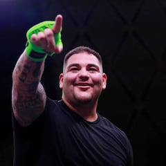 Andy Ruiz apunta a Luis Ortiz