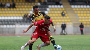 Ñublense gana y retoma el liderato