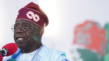 Bola Ahmed Tinubu thanks his supporters after he was declared winner in Nigeria's presidential election, at the Party's campaign headquarters, in Abuja, Nigeria March 1, 2023.  REUTERS/Marvellous Durowaiye NO RESALES. NO ARCHIVES