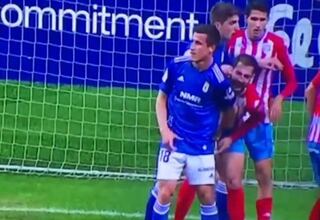 Bolaño emula a Míchel con Valderrama y le toca en sus partes a Campabadal