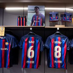 Las camisetas más vendidas esta temporada del Barça: Yamal, Lewandowski y...¡Messi!