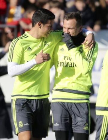 James Rodríguez se destaca en el primer día con el nuevo entrenador del Real Madrid, Zinedine Zidane.
