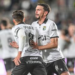 Aprobados y suspensos: Un Burgos conformista rescata un punto ante el Granada