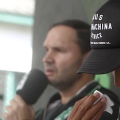 Entre lágrimas, Camilo Zúñiga anuncia su retiro del fútbol