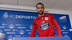 Quqiue, en la sala de prensa de Abegondo.