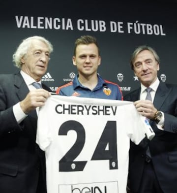 CHERYSHEV, ya es exjugador del Real Madrid, se marcha cedido al Valencia.