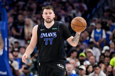 Why isn’t Maxi Kleber playing for the Mavs against the Thunder in game 1 today?