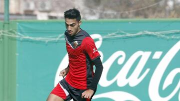 El Castilla ficha al griego Nikos y cede a Lazo, León y Ganfornina