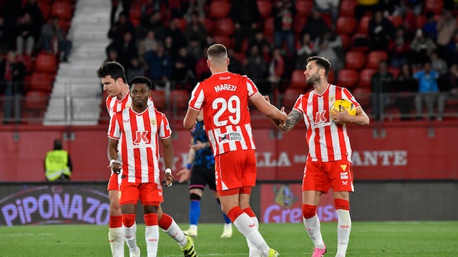 Marezi pide sitio y el Almería valora su cesión