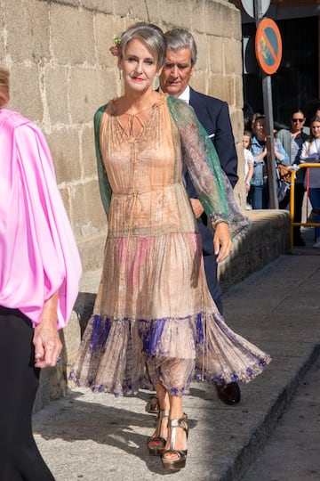 Carla Royo Villanova en la boda de Blanca Sainz y Guillermo Comenge.