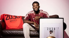 Davies renueva con el Bayern: este es su nuevo contrato con una importante subida salarial