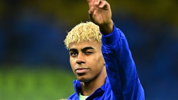 Soccer Football - Champions League - Semi Final - Second Leg - Inter Milan v FC Barcelona - San Siro, Milan, Italy - May 6, 2025 FC Barcelona's Lamine Yamal before the match REUTERS/Daniele Mascolo