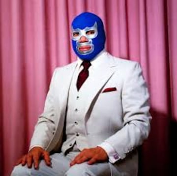 Blue Demon, llamado el 'Profe Manotas' es otro de los luchadores que los mexicanos no olvidan a ser una de las máximas leyendas de este deporte.