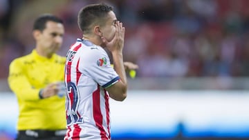 Chivas manda a Edson Torres y otros seis rojiblancos a Espa&ntilde;a