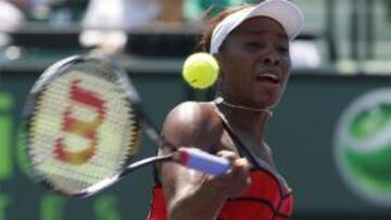 Venus Williams liquida a Bartoli y alcanza la final
