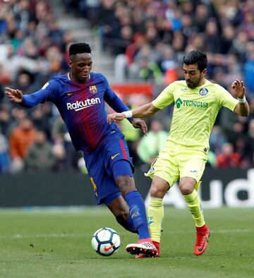 Gran debut de Yerry Mina en la defensa del Barcelona 