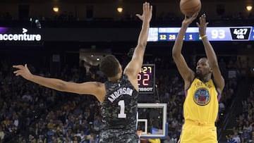 Kevin Durant rescata a los Warriors tras la lesión de Curry