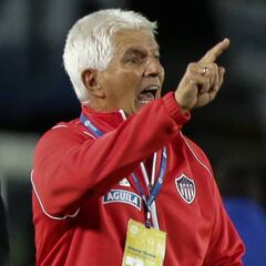 Julio Comesaña sería el remplazo de Alexis Mendoza