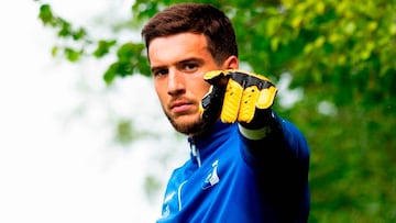 El inesperado portero español que eclipsa a Joan García