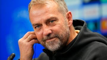 El entrenador del FC Barcelona, Hansi Flick, en rueda de prensa.