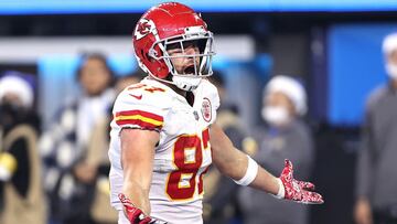 El tight end Travis Kelce hab&iacute;a sido activado de la lista/reserva de COVID-19 con miras a que jugar&aacute; vs. Steelers, pero no super&oacute; los protocolos.