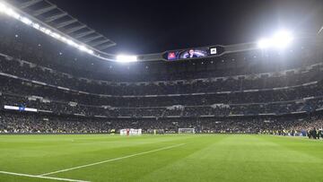 La afición del Madrid pitó las explicaciones sobre el VAR en la previa del partido ante el Leganés.