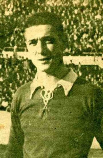El arquero Eduardo Simián fue el gran capitán azul en los duelos ante Colo Colo de 1940.