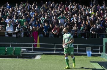  "Estoy muy feliz de estar en el Betis, es un desafío para mí estar aquí. He visto los dos últimos partidos y se me han puesto los pelos de punta con la afición, es increíble cómo animan al equipo." Declaraciones de Jesé Rodriguez durante su presentación.