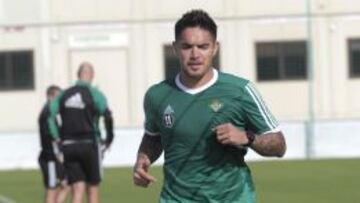 Vargas durante el entrenamiento.