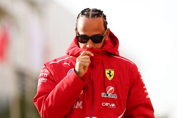 Lewis Hamilton durante el test de pretemporada 2025 de Frmula 1 celebrado en el Circuito Internacional de Sakhir, en Bahrin.