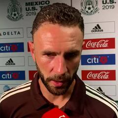 Layún: "El equipo no trabajó tan mal como marca el resultado"